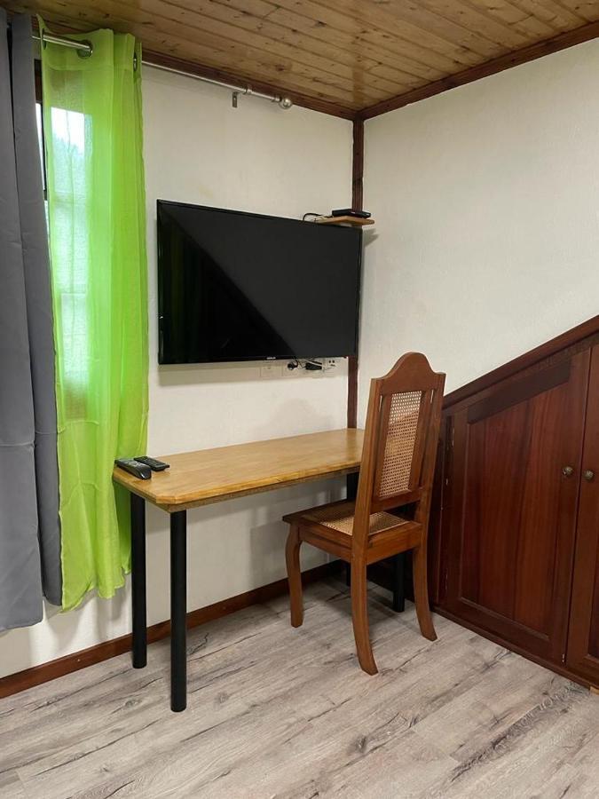 Bec Roz' Apartment Salazie Bagian luar foto